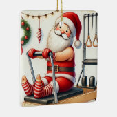 Gepersonaliseerde Santa's Favoriete Pilates Studen Keramisch Ornament (Rechts)