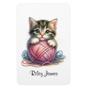 Gepersonaliseerde Schattigee Kitten met Ball of Ya Magneet