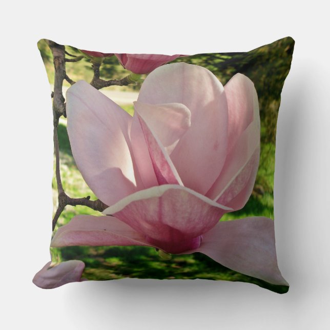 Gepersonaliseerde schotel Magnolia Blossom Kussen (Voorkant)