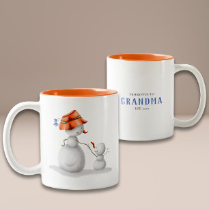 Gepersonaliseerde sneeuwman gepromoveerd tot oma tweekleurige koffiemok