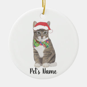 Gepersonaliseerde Tabby Cat (Grey) Santa Hat & Bow Keramisch Ornament