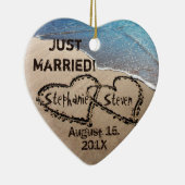 Gepersonaliseerde twee harten in het zand hart Orn Keramisch Ornament (Rechts)