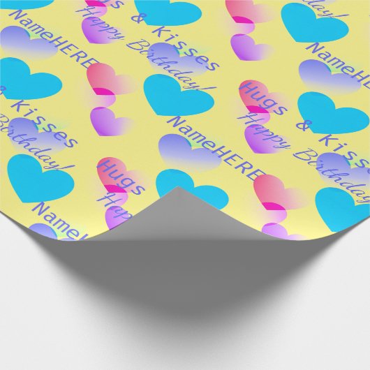 Gepersonaliseerde Verjaardag Harten Knuffels & Kus Cadeaupapier (Hoek)