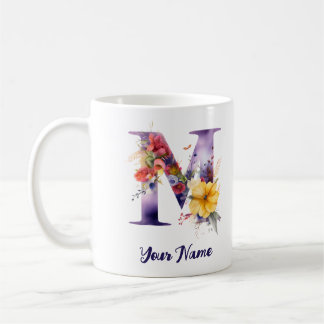 Gepersonaliseerde vlinder en bloemen letter "M" Koffiemok