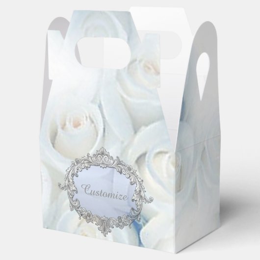 Gepersonaliseerde Winter Witte Rozen Gable Favor B Bedankdoosjes (Geopend)