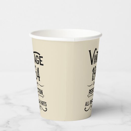 Gepersonaliseerde zestig  60ste verjaardagscadeaus papieren bekers (Rechts)