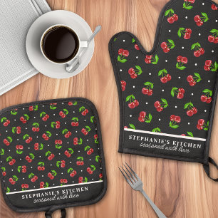 Gepersonaliseerde Zwarte Kersen Stippen Ovenwant & Pannenlap Set