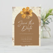 Geperste Bloem Arch Fall Wedding Save the Date (Staand voorkant)