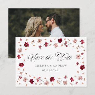 Geperste bloemen en foto save the date