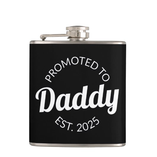 Gepromoveerd naar Daddy Est. 2025 I Heupfles (Voorkant)