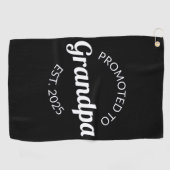 Gepromoveerd naar opa Est. 2025 I Golfhanddoek (Horizontaal)
