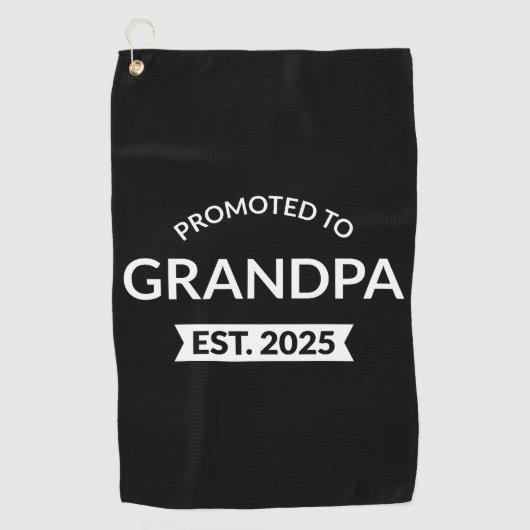 Gepromoveerd naar opa Est. 2025 II Golfhanddoek (Voorkant)
