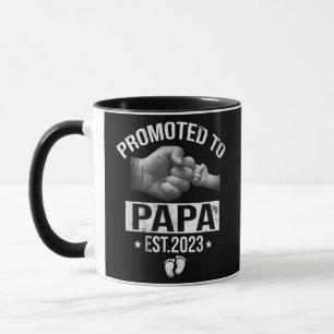 Gepromoveerd naar Papa 2023 First Time Fathers Day Mok