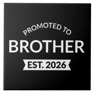 Gepromoveerd tot Broeder Est. 2026 II Tegeltje