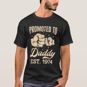 Gepromoveerd tot Daddy Est 1974 Eerste keer vader' T-shirt