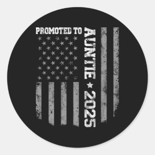 Gepromoveerd tot tante Est 2025 American Flag Ronde Sticker