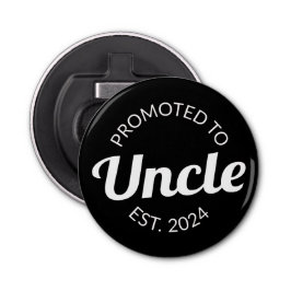 Gepromoveerd tot Uncle Est. 2024 I Button Flesopener