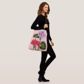 geraniums crossbody tas (Op model)