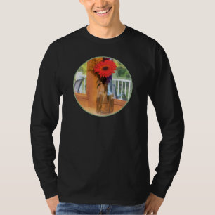 Gerbera madeliefje bij keukenraam t-shirt