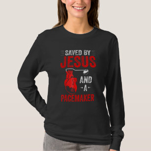 Gered Door Jezus En Een Pacemaker Hartziekte Bewus T-shirt