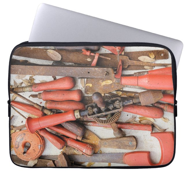 Gereedschap Antiek Rustiek Rood Man Tool Laptop Sleeve (Voorkant)