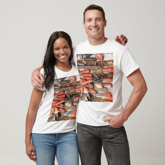 Gereedschap Antiek Rustiek Rood Man Tool T-shirt (Unisex)