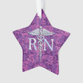 Geregistreerd zure RN Caduceus op Fuchsia Camo Ornament (voorkant)