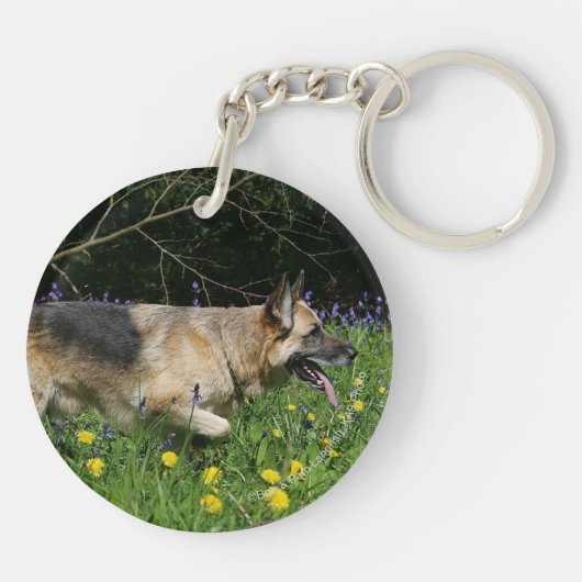 German Shepherd in Yellow Flowers Sleutelhanger (Achterkant)