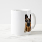 German Shepherd Sitting up Extra Grote Beker (Voorkant rechts)