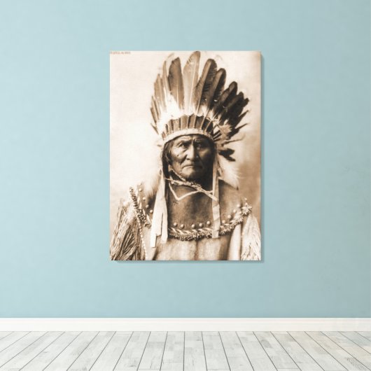 Geronimo 1904 omwikkeld doek canvas afdruk (Insitu (Houten vloer))