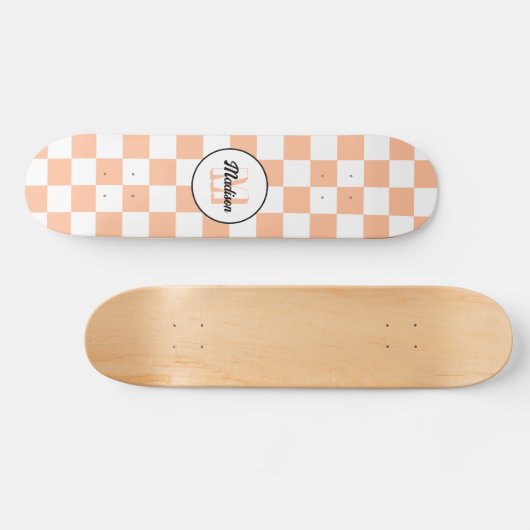 Geruit perzikkleurig wit geometrisch retro monogra skateboard (Horizontaal)