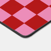 Geruit rood en heet roze bureaumat (Hoek)