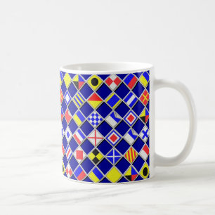 Geruite decoratie met scheepssignaalvlaggen koffiemok