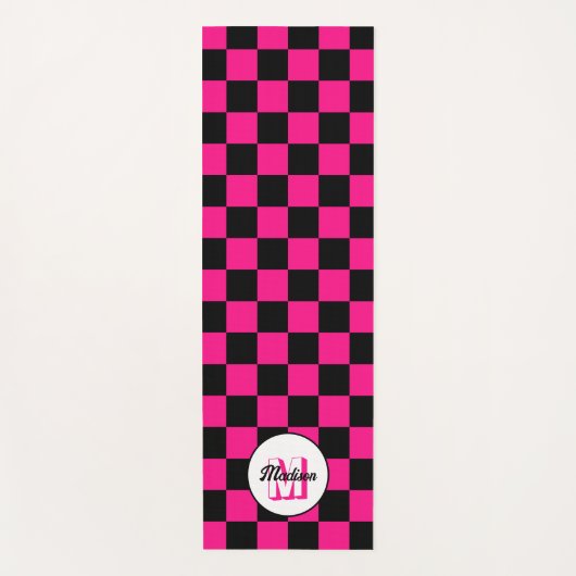 Geruite vierkanten heet roze zwart retro Monogram Yogamat (Voorkant)