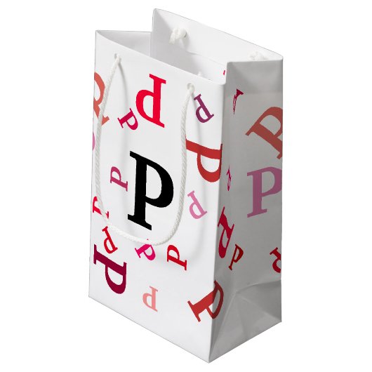 Geschenkzak - Jumbled Letters in Reds and Pinks Klein Cadeauzakje (Achterkant Gekanteld)