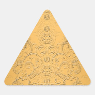 Gesimuleerd goud met geprägde sierlijke ontwerp driehoek sticker