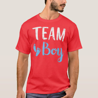 Geslacht laat teamjongen zien die overeenkomt met  t-shirt