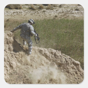 Gespecialiseerde klimmen naar beneden vierkante sticker