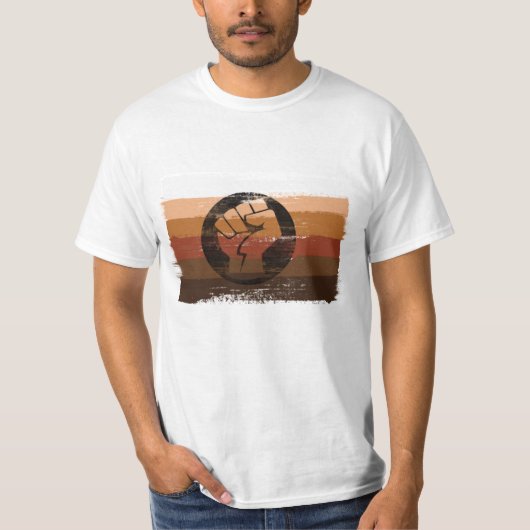 GESPIJNDE BIPOC-STRIPEN EN VIS T-SHIRT (Voorkant)