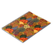 Gestileerde herfstbomen, helder bospatroon. notitieboek (Linkerzijde)