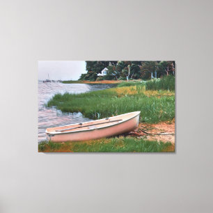 Gestrande roeiboot tussen de rieten canvas afdruk