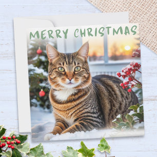 Gestreepte Kat In Sneeuw Elegante Prettig Kerstmis Feestdagenkaart