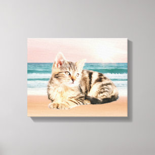 Gestreepte kat zittend op strand zonsondergang Oli Canvas Afdruk