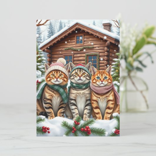Gestreepte katten in preppy winterkleding en hoed feestdagenkaart (Staand voorkant)