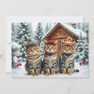 Gestreepte katten in preppy winterkleding en hoed feestdagenkaart