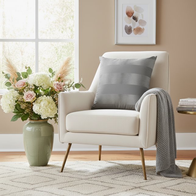 Gestreepte Kussens - Metallic Silver Stripes (Faux metallic silver gray pillow.)