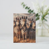 Gestreepte Majesteit: Zebra kudde in droog gras Briefkaart (Staand voorkant)