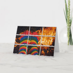 gestreepte voetsokken door haard feestdagen kaart