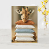 Get Well Soon Sick Giraffe On Bed Pillows Kaart (Gele Bloem)