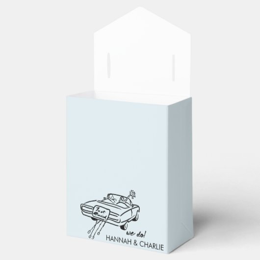 Getaway auto schets bruiloft bedankdoosjes (Geopend)